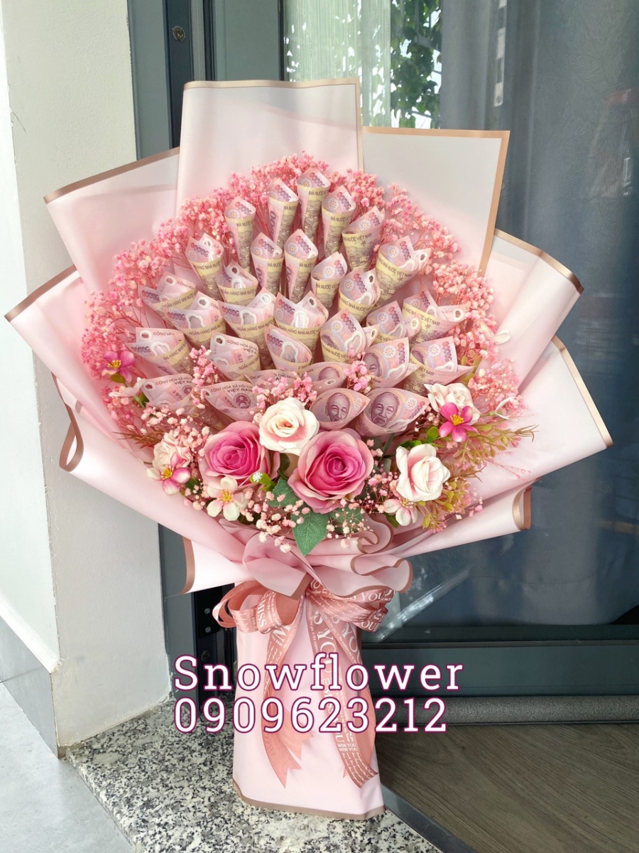 Shop làm bó hoa tiền 50k Tân Phú